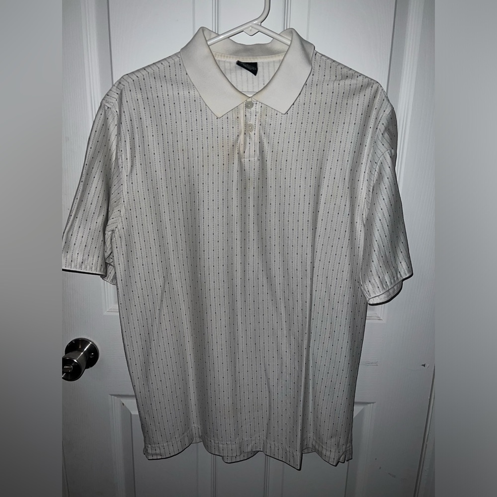 Men’s Nike Golf Polo Shirt- Size: Medium